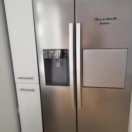 Fancy מאלינסקה