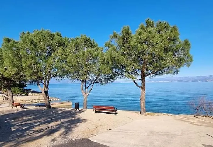 Fancy Apartamento Malinska